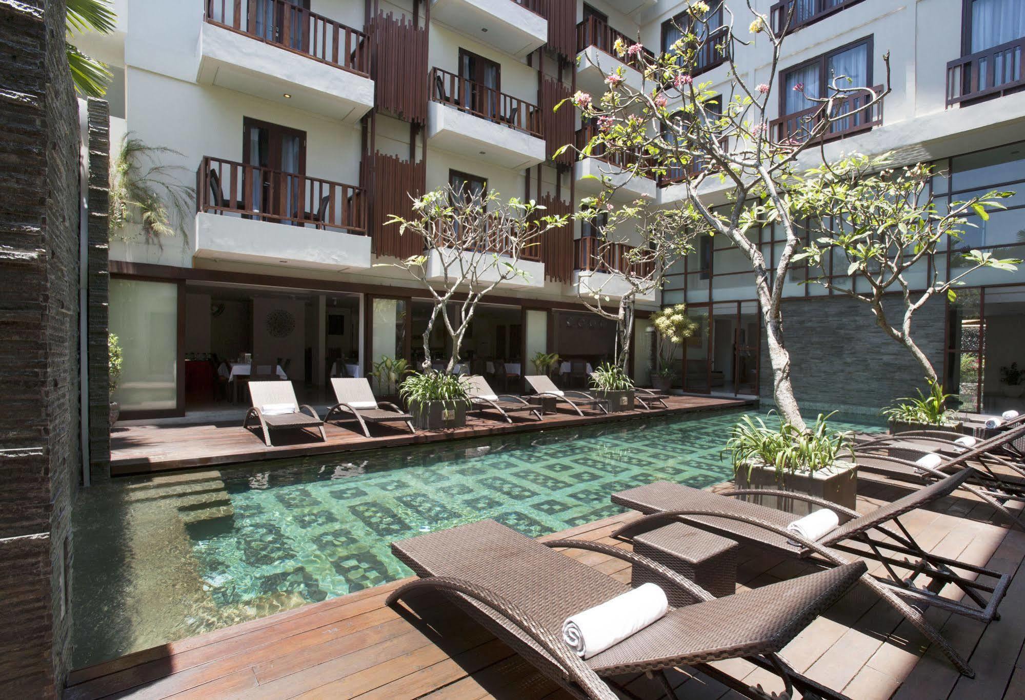 D'Primahotel Seminyak Eksteriør billede